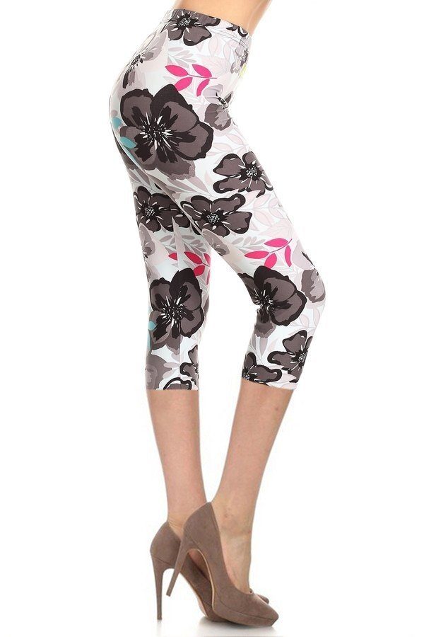 High Waisted Floral Printed Knit Capri Legging Smile Sparker